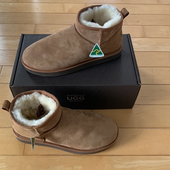 UGG Ultra Mini Chestnut BRAND NEW with tags Unisex Men’s US size 9/ Women’s 10